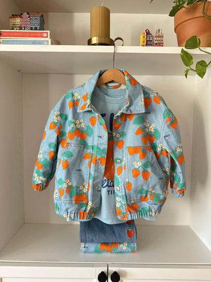 [TINYCOTTONS] Strawberries Jacket - Denim Blue