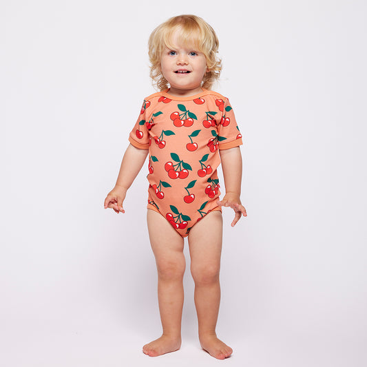 [Smafolk] Elstar ShortSleeved Baby Body With Cherry - Warm Blush