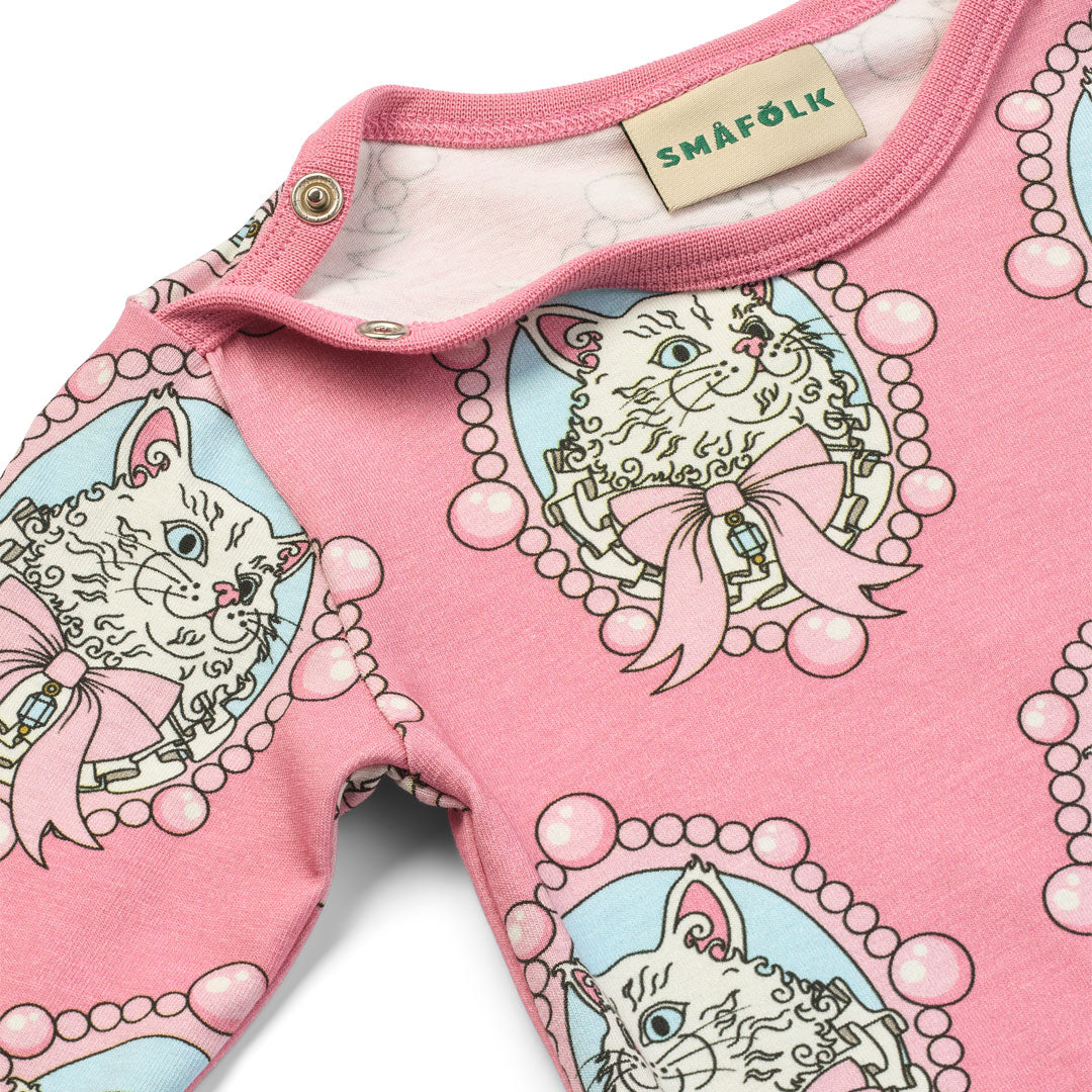 [Smafolk] Elstar Long Sleeved Baby Body With Cats - Blush Cream