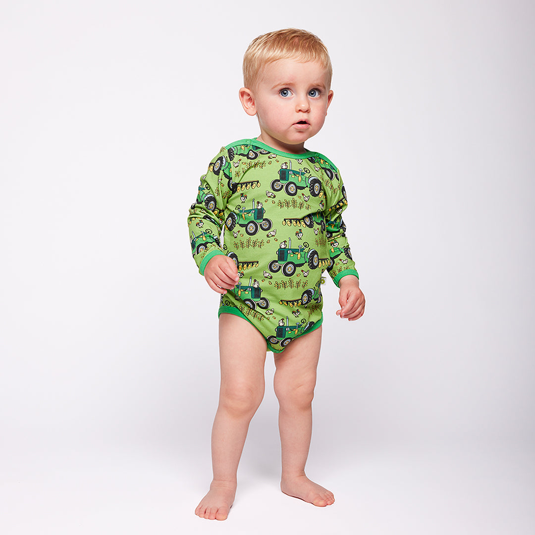 [Smafolk] Elstar Long Sleeved Baby Body With Tractor - Fern