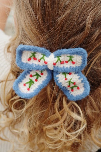 [Konges slojd] Cherry Crochet Bow Clip - Cherry