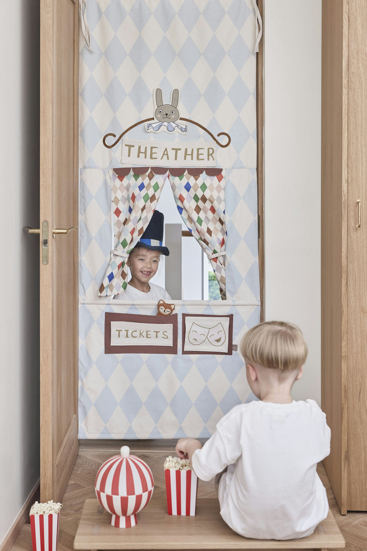 [OYOY] Theater & Circus Play Door