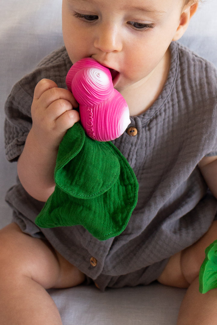 [Oli&Carol] Ramona the Radish Mini Doudou Teether