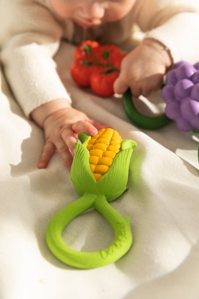 [Oli&Carol] Corn Rattle Toy