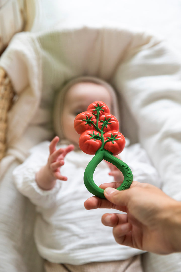 [Oli&Carol] Tomato Rattle Toy