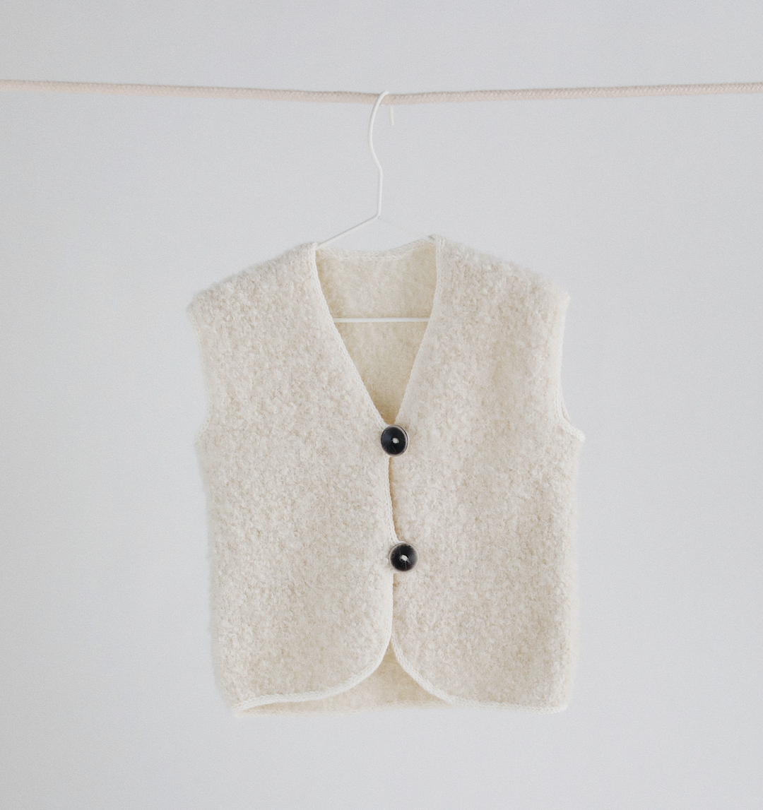 [Gang of Kids] Tatra Vest Pochette - Cream