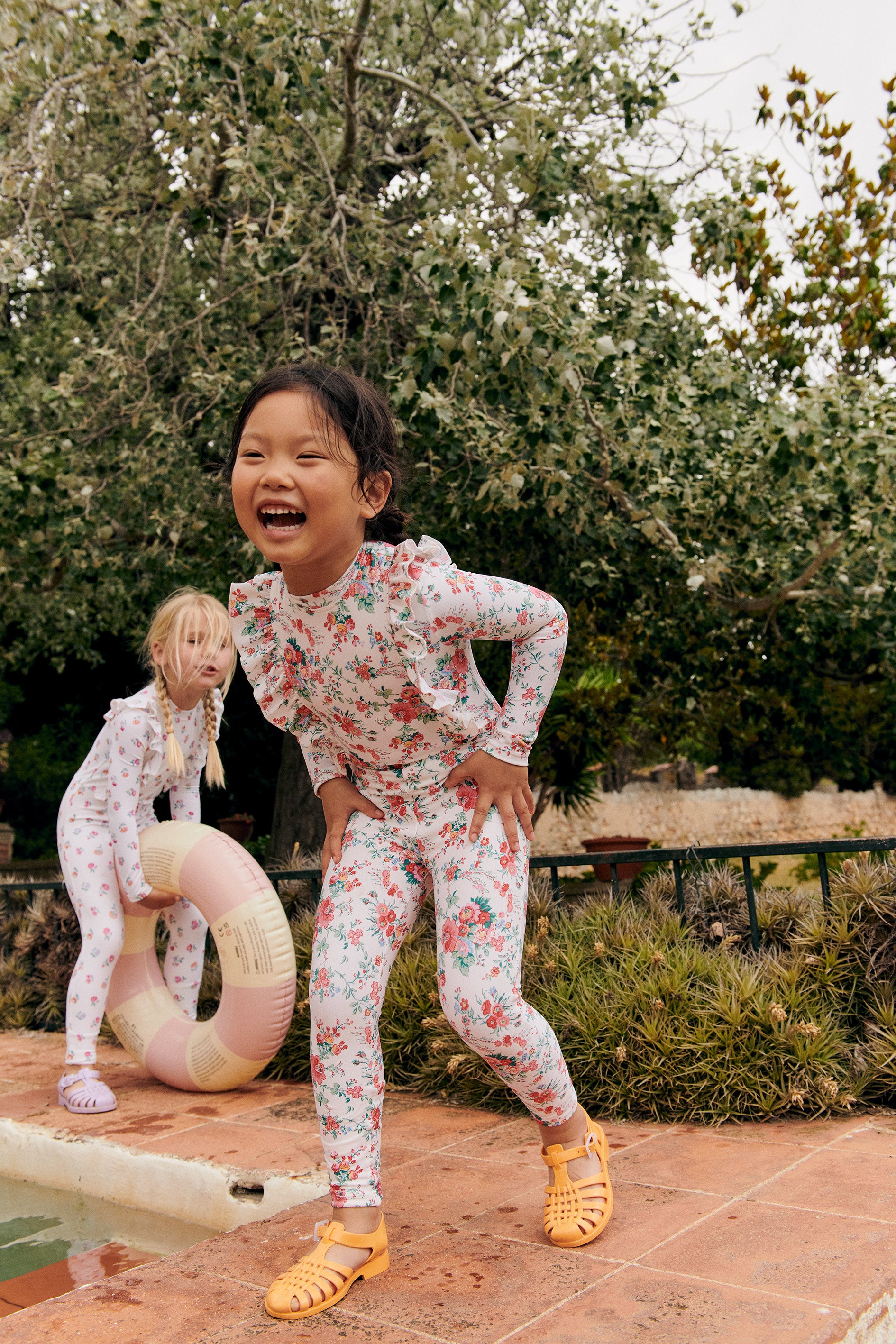 Louise Misha] Bathing Jumpsuits Linette - Cream Rosa Festa – 해피