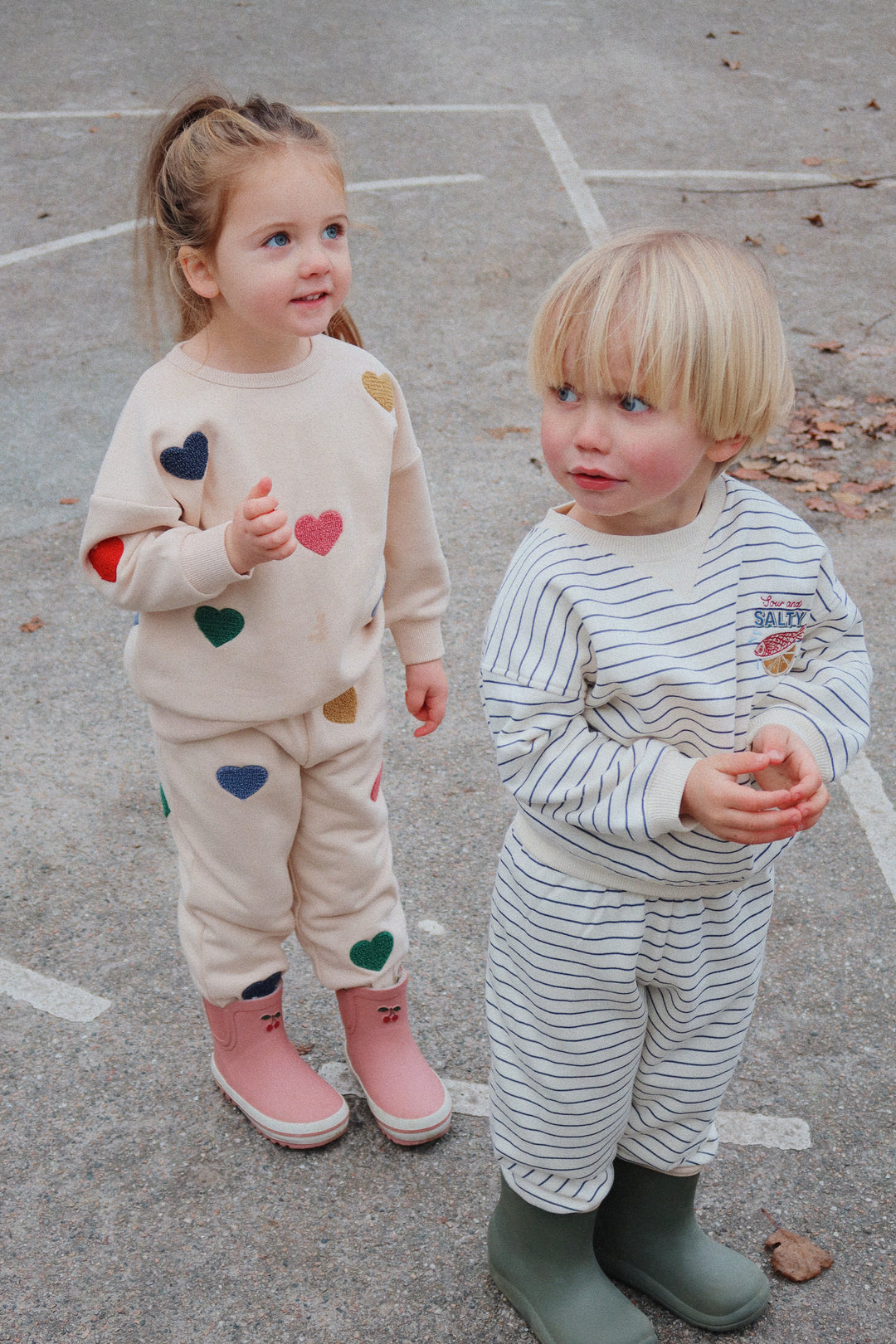 [Konges slojd] Lou Terry Sweat Pants - Multi Heart