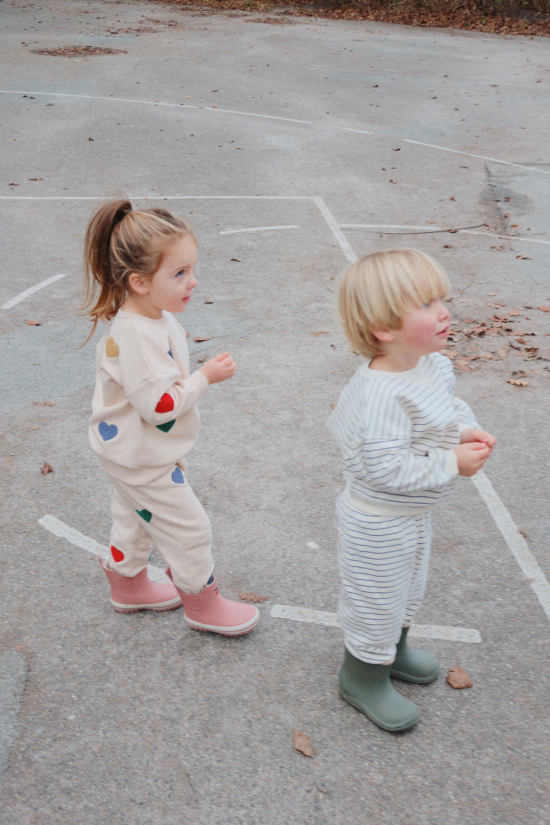 [Konges slojd] Lou Terry Sweat Pants - Multi Heart