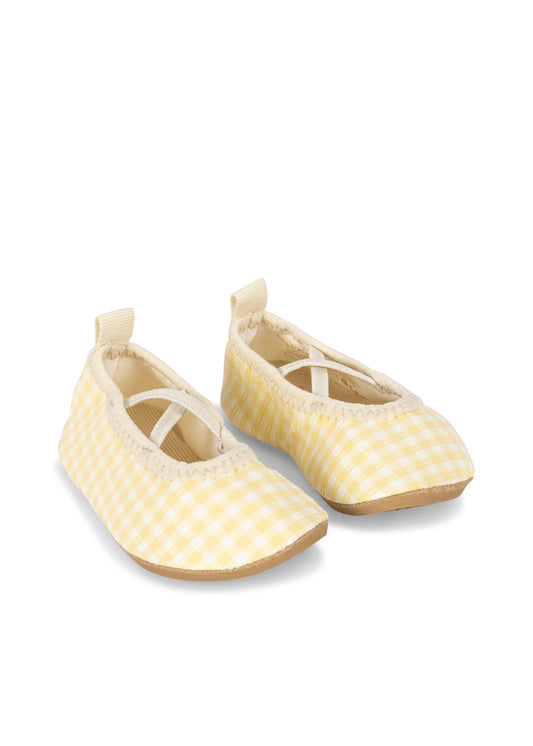 [Konges slojd] Etta Swim Shoes - Banana Almond Check